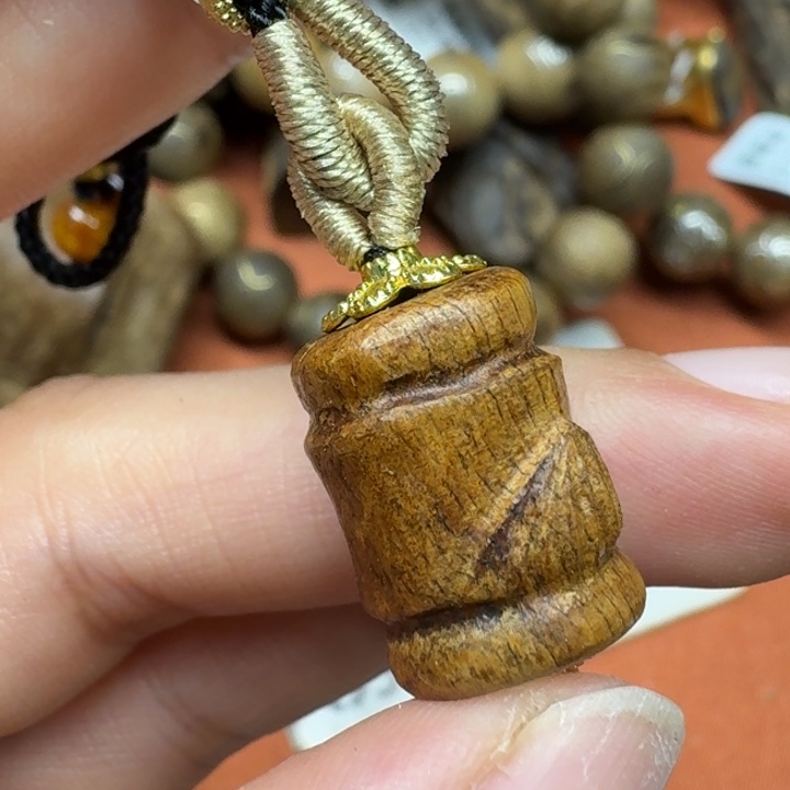 大叶紫檀（黑酸枝木类）
