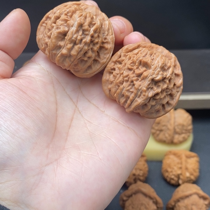 文玩核桃吊坠平谷楼