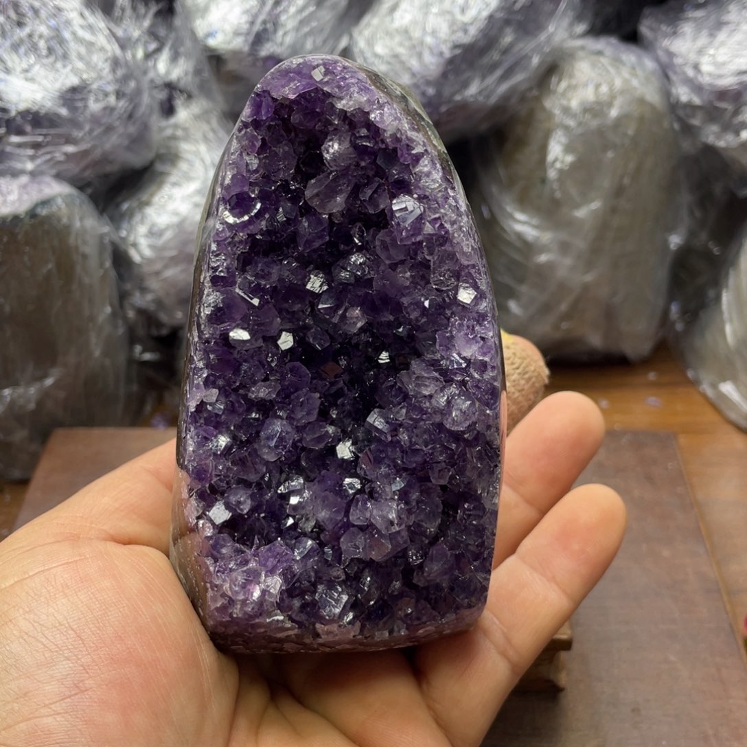 未镶嵌紫晶摆件紫晶