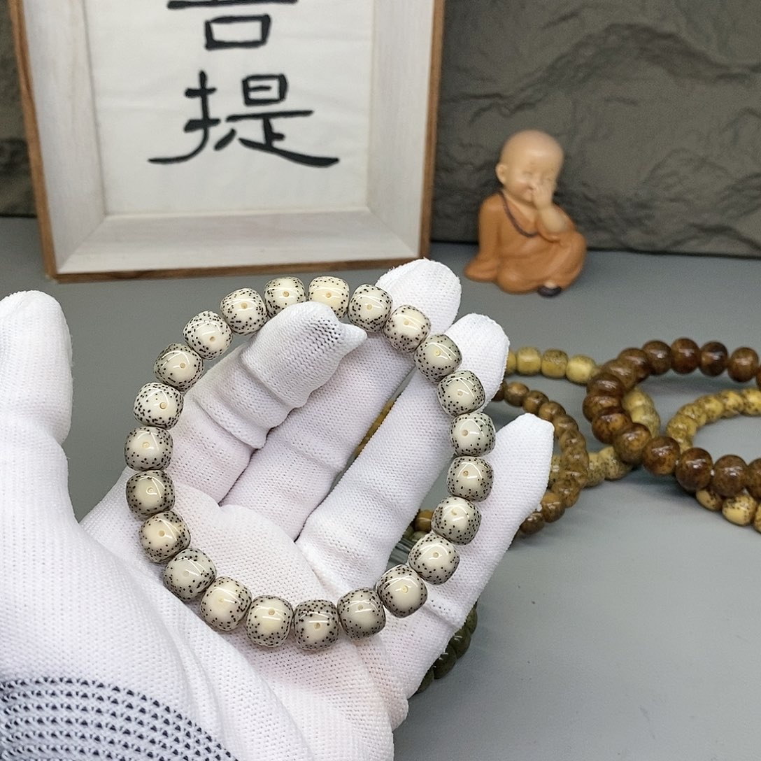 星月菩提吊坠观唐星月菩提y11