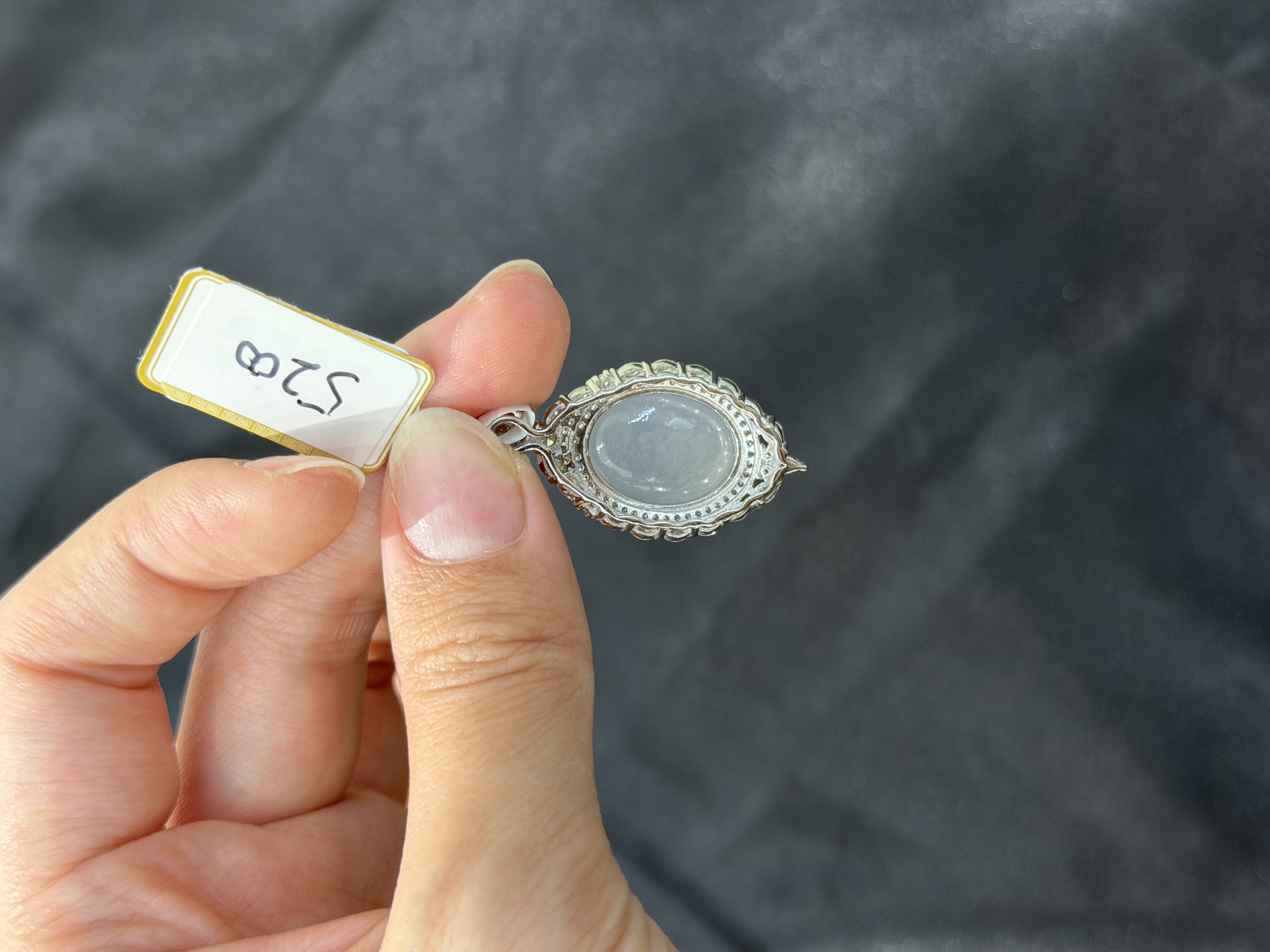 【缅甸A货翡翠】大蛋面缅甸翡翠吊坠轻奢气质豪华