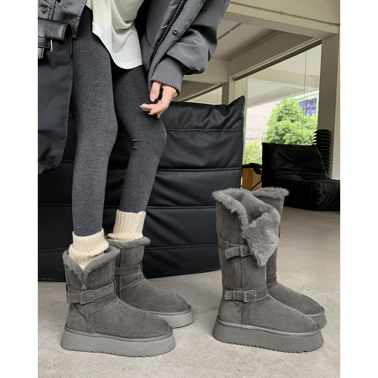 灰色厚底雪地靴2025冬季新款两穿加绒加厚休闲百搭棉鞋毛毛长筒靴
