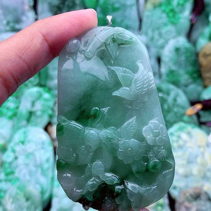 翡翠吊坠(不含链)未镶嵌