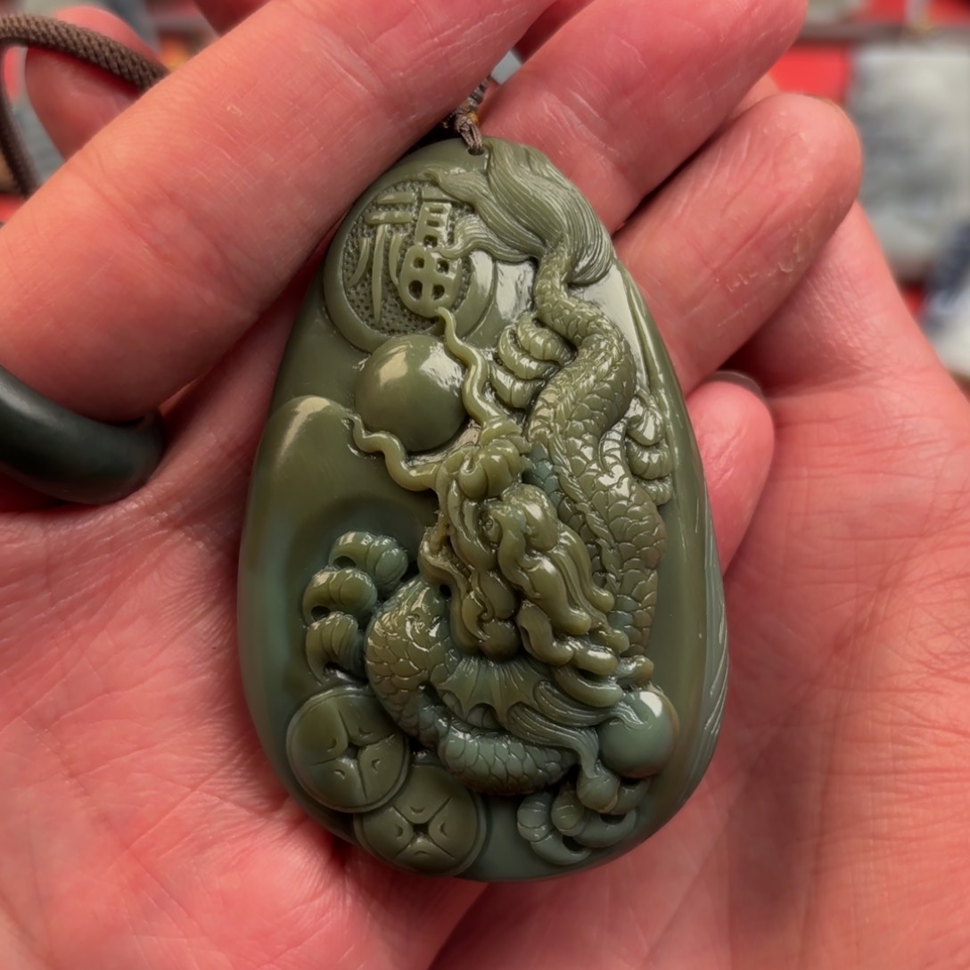 和田玉颈饰未镶嵌凡**