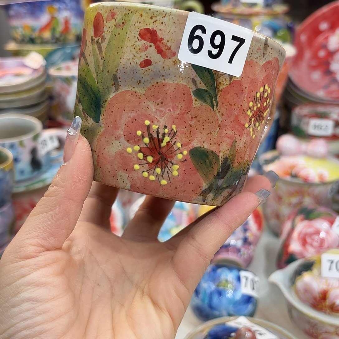 瓷片在这个社会是这样想滴人不