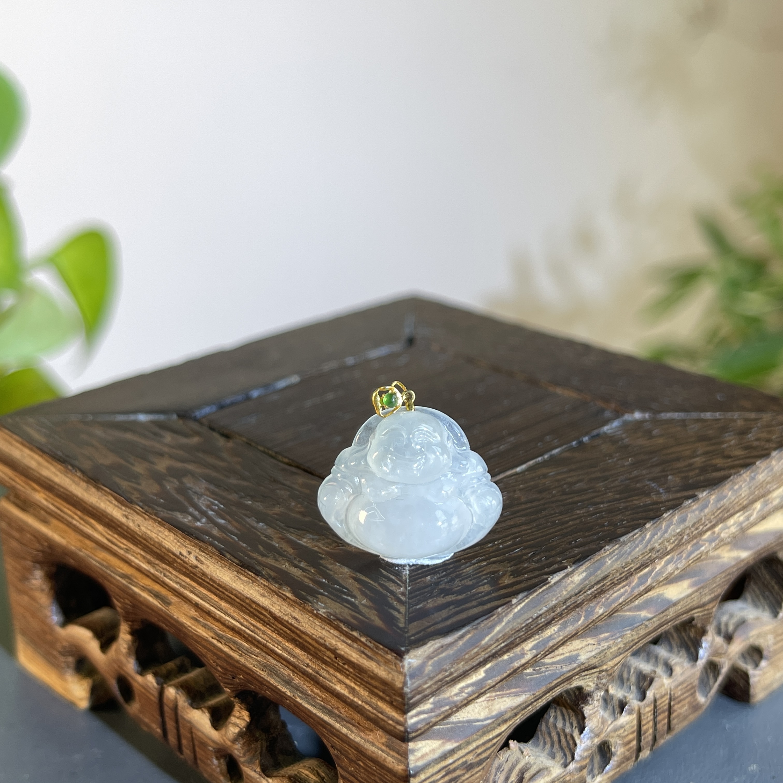 JTW09-09 天然缅甸翡翠A货 18K扣佛公