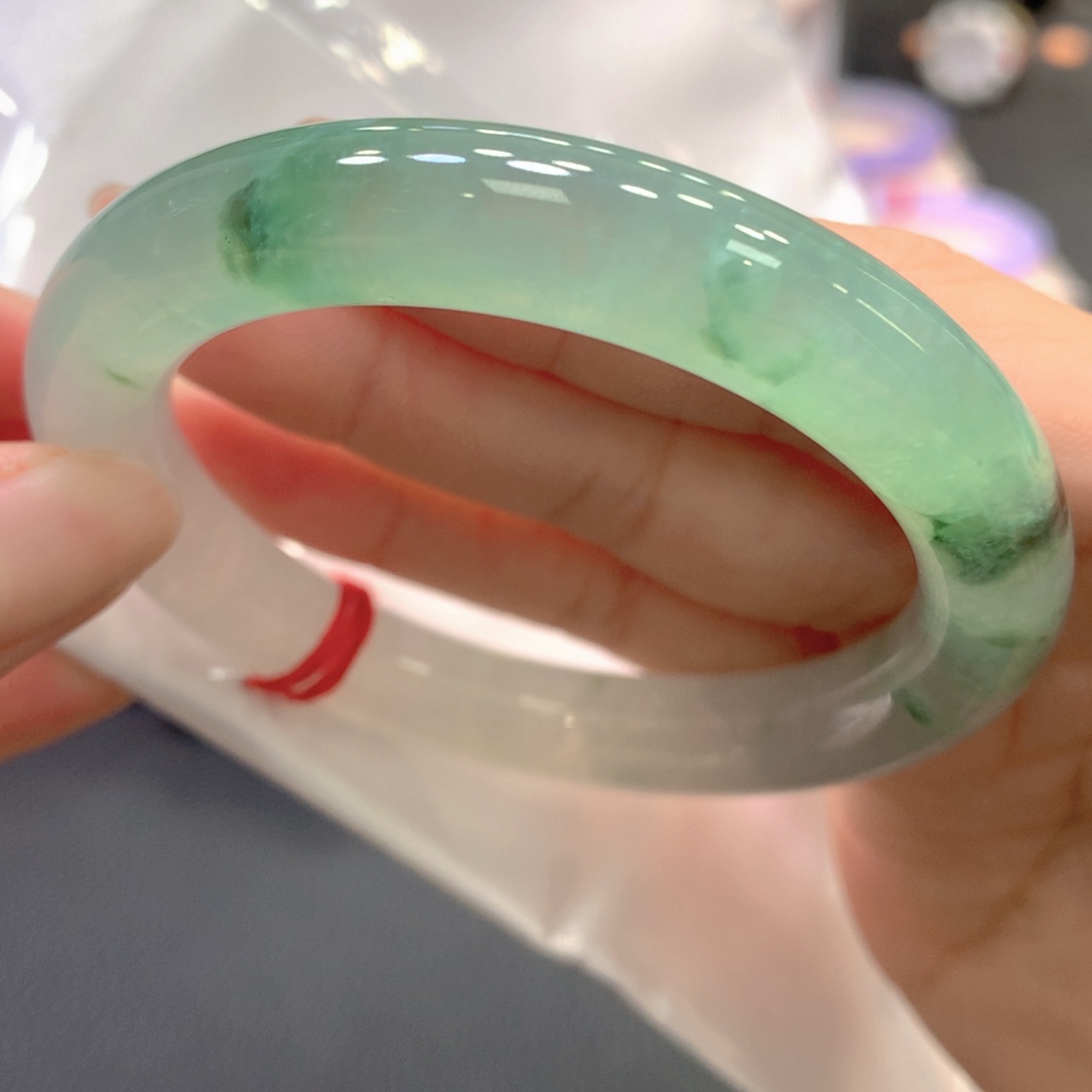 翡翠未镶嵌手镯17