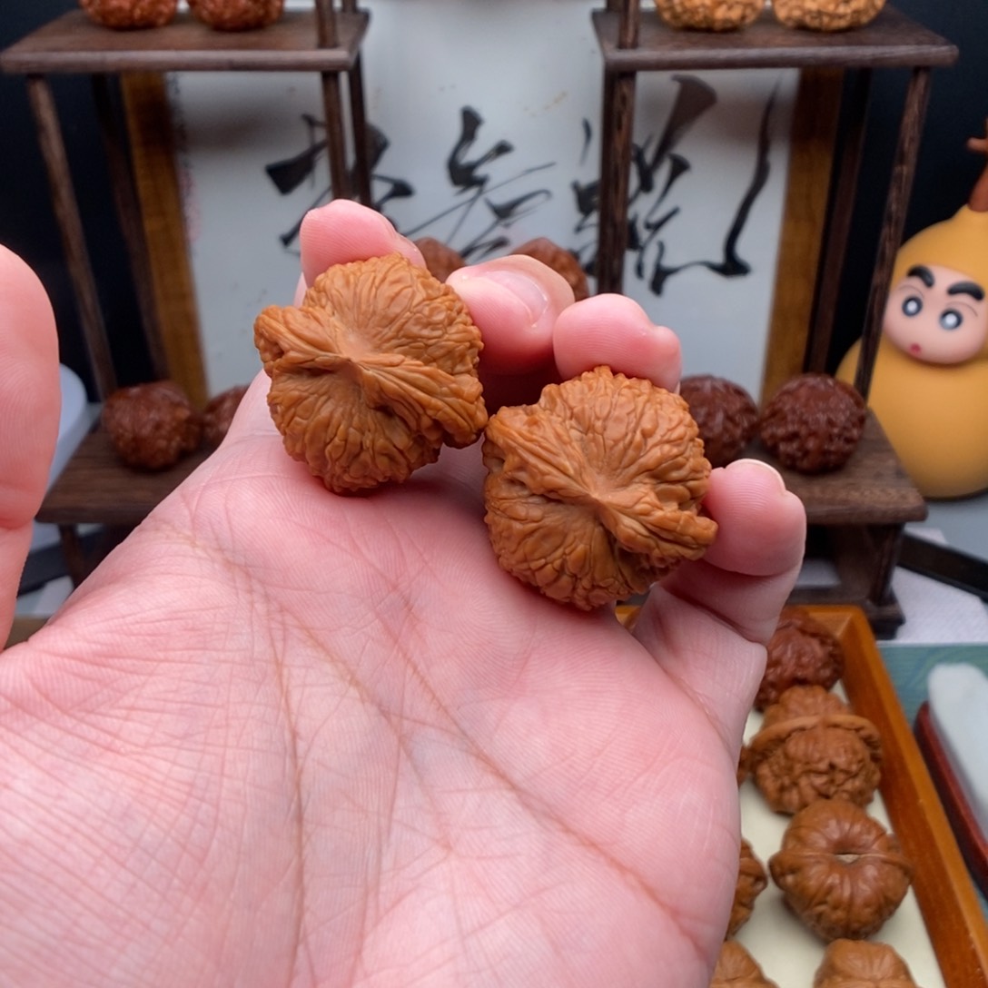 文玩核桃吊坠你*33尺龙胆元宝文玩核桃