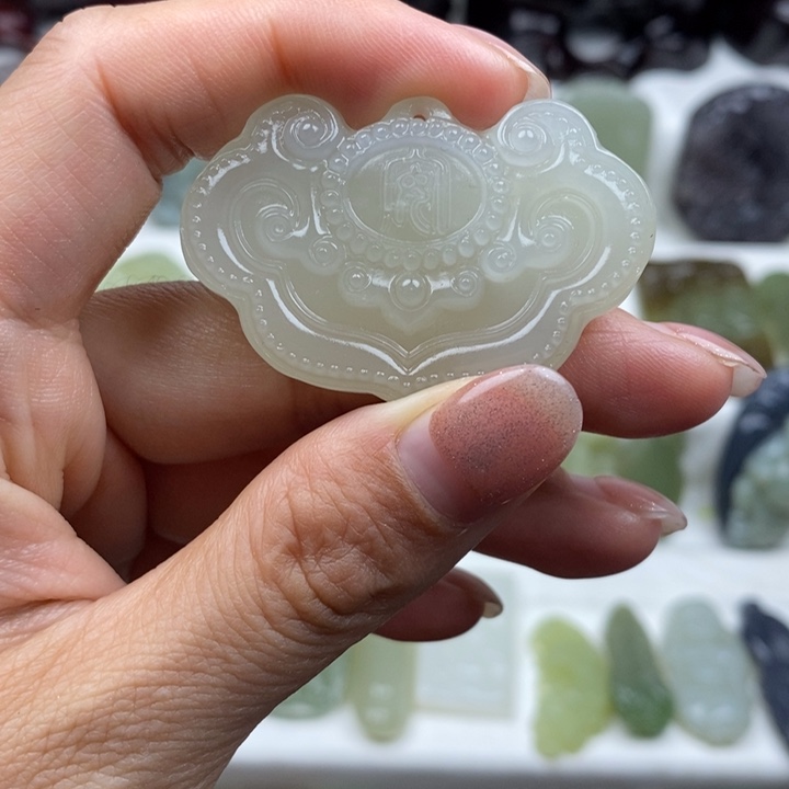 和田玉（糖玉）未镶嵌颈饰118