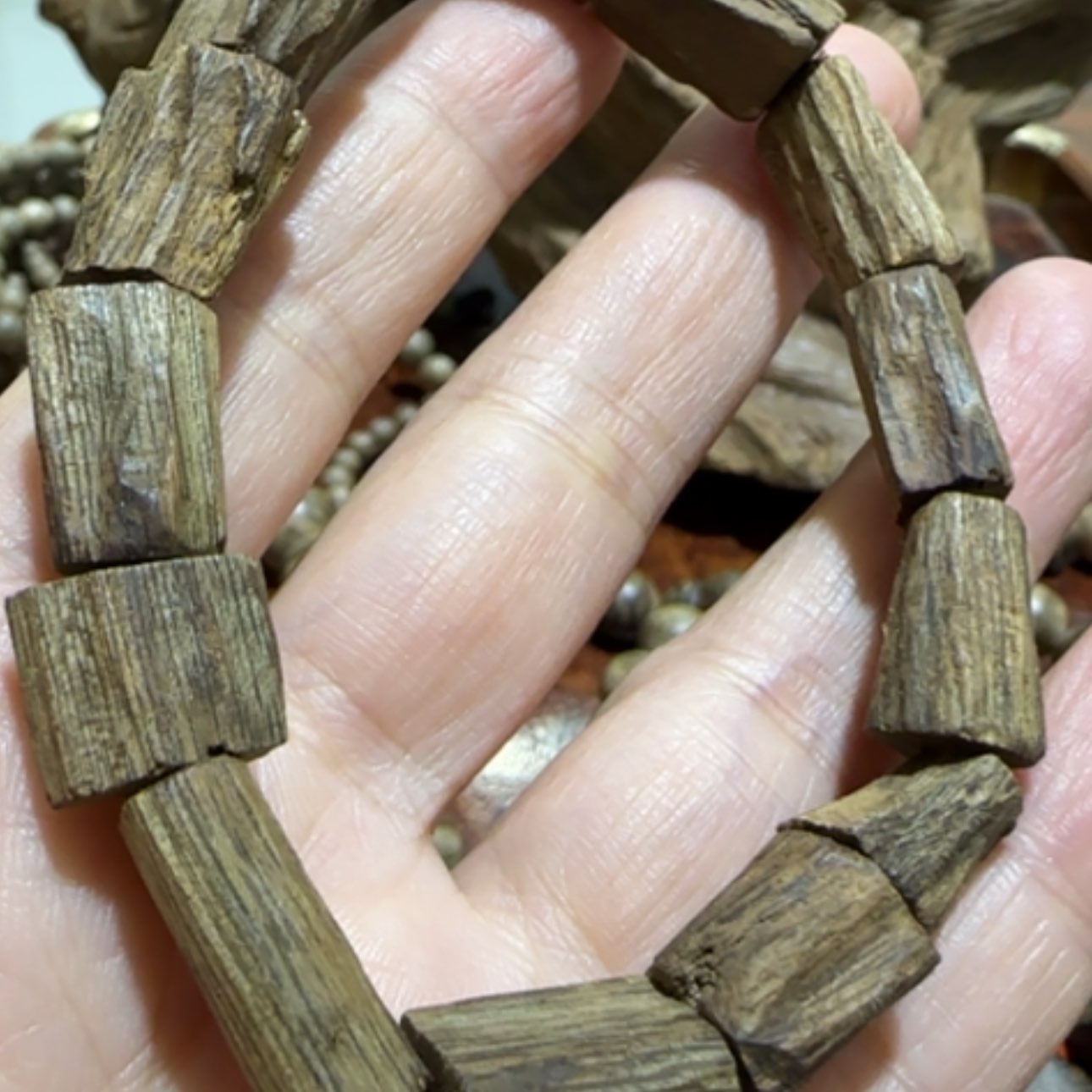 【闪购商品】沉香手串文莱随形手串