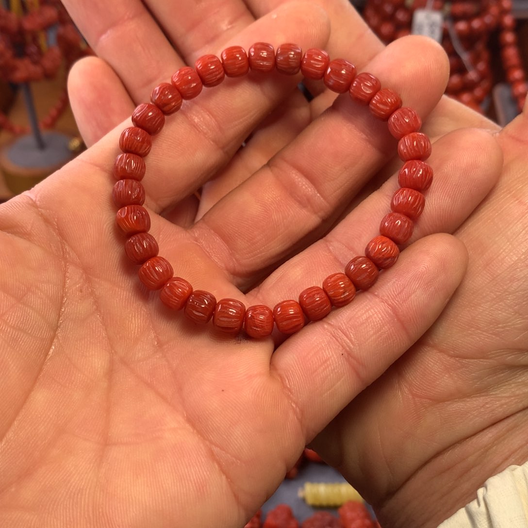 南红玛瑙配饰未镶嵌