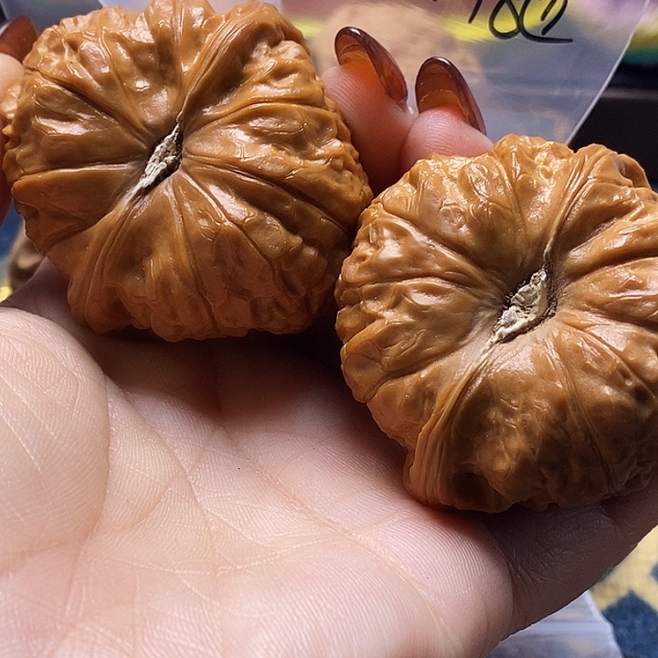 文玩核桃吊坠南瓜墩