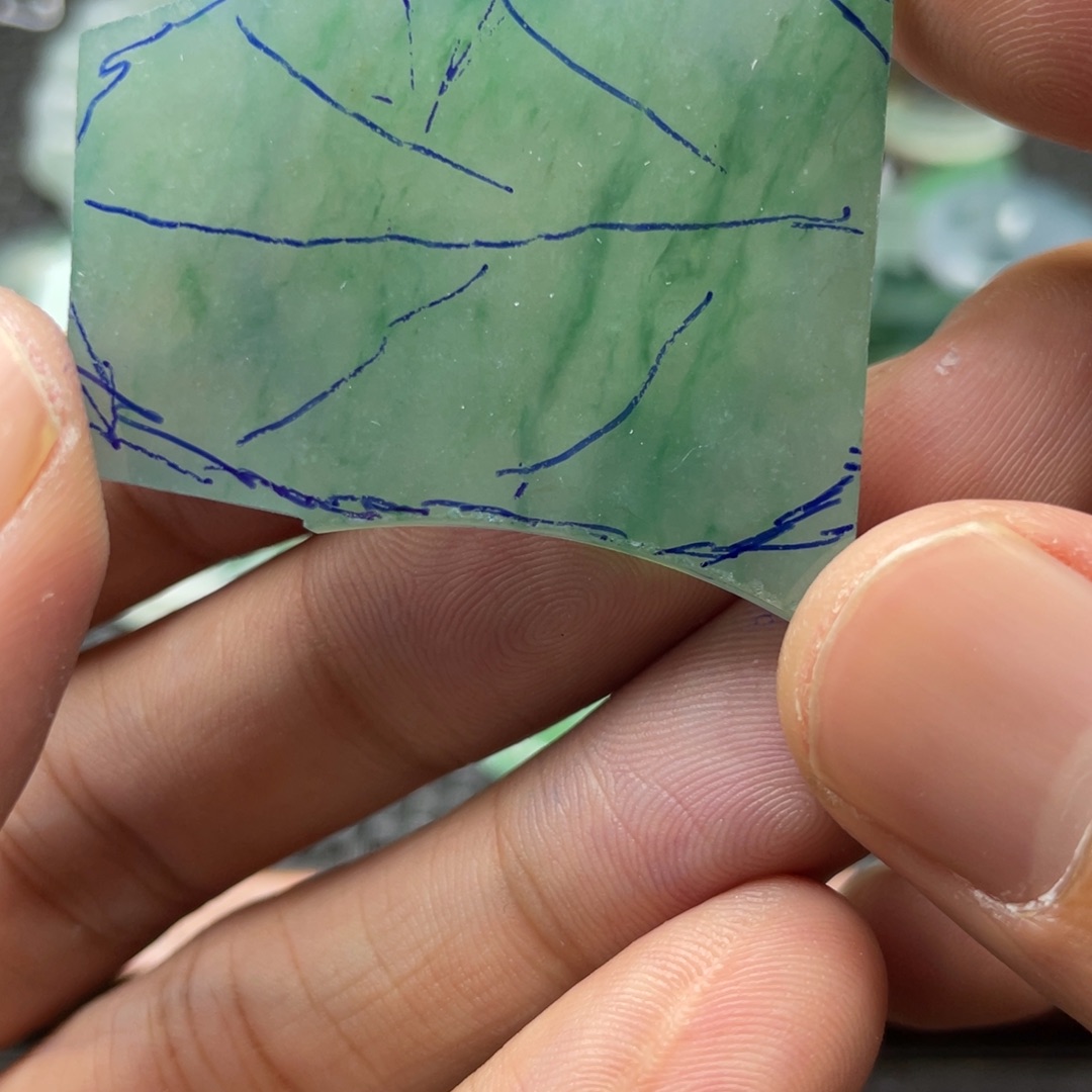 奶***糖定制翡翠未镶嵌翡翠