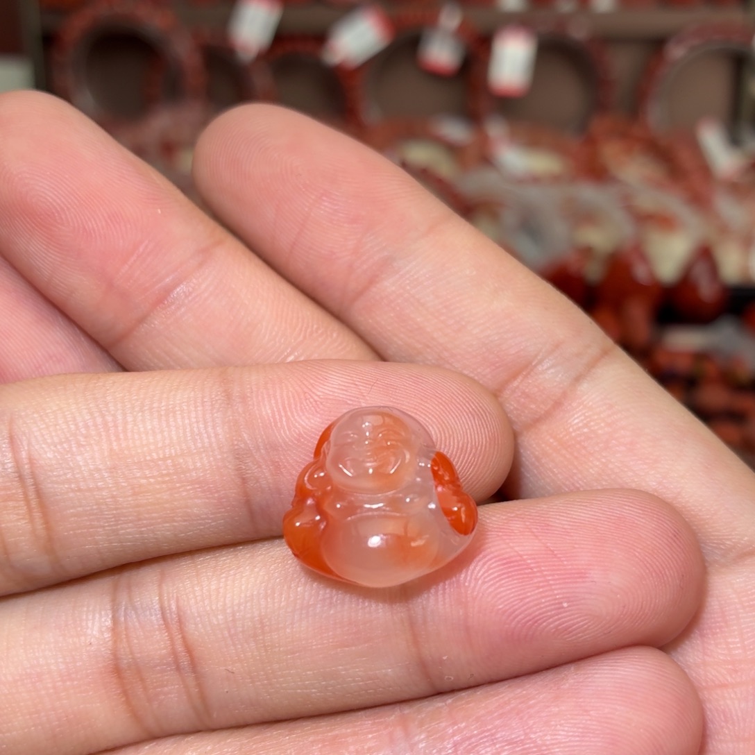 南红玛瑙未镶嵌颈饰佛公1