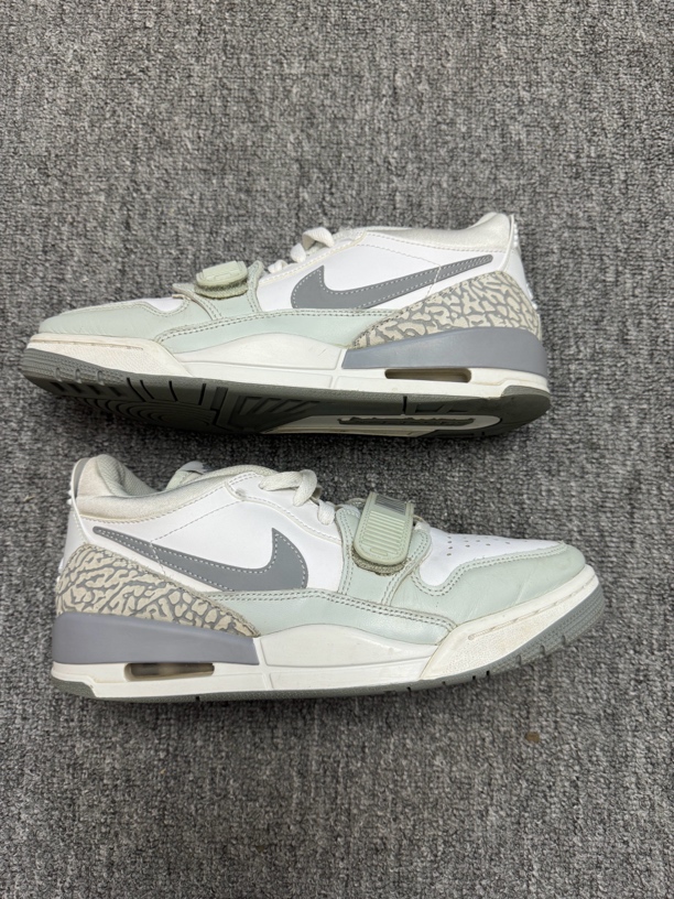 95新 NIKE/耐克 95新烁/41码/耐克/AJ312 白灰水泥