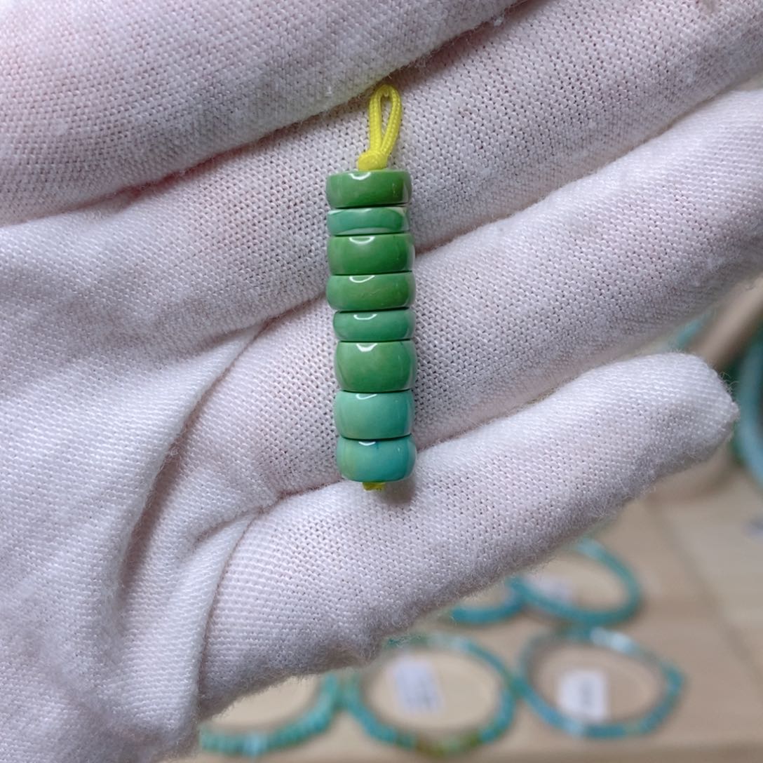 绿松石珠子未镶嵌