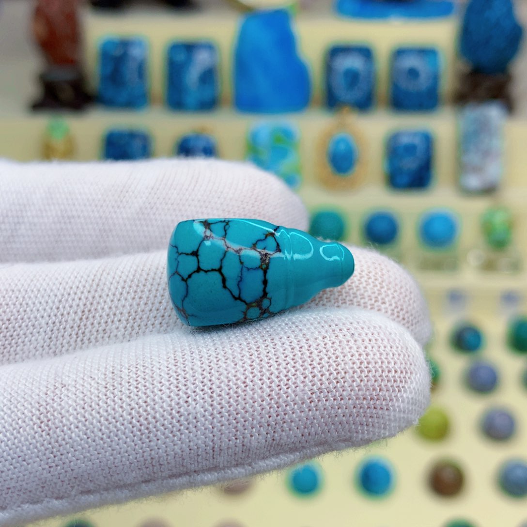 绿松石绿松石未镶嵌