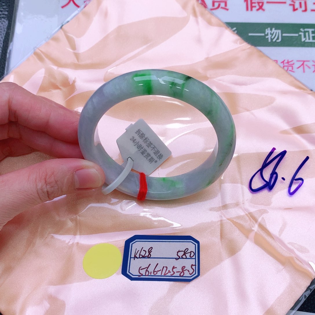 未镶嵌手镯翡翠缅甸翡翠手镯