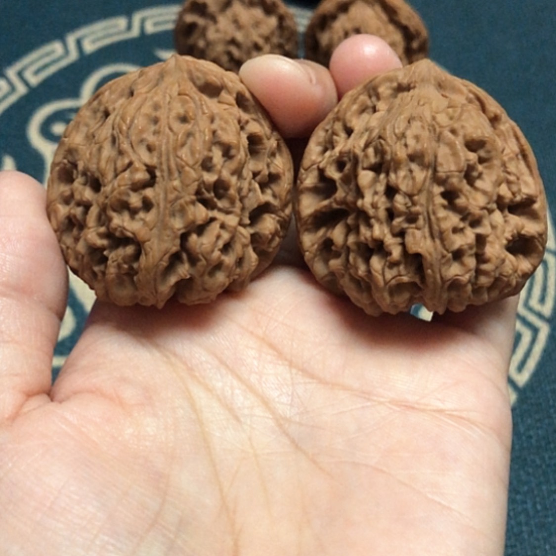 【闪购商品】把件文玩核桃一代村将