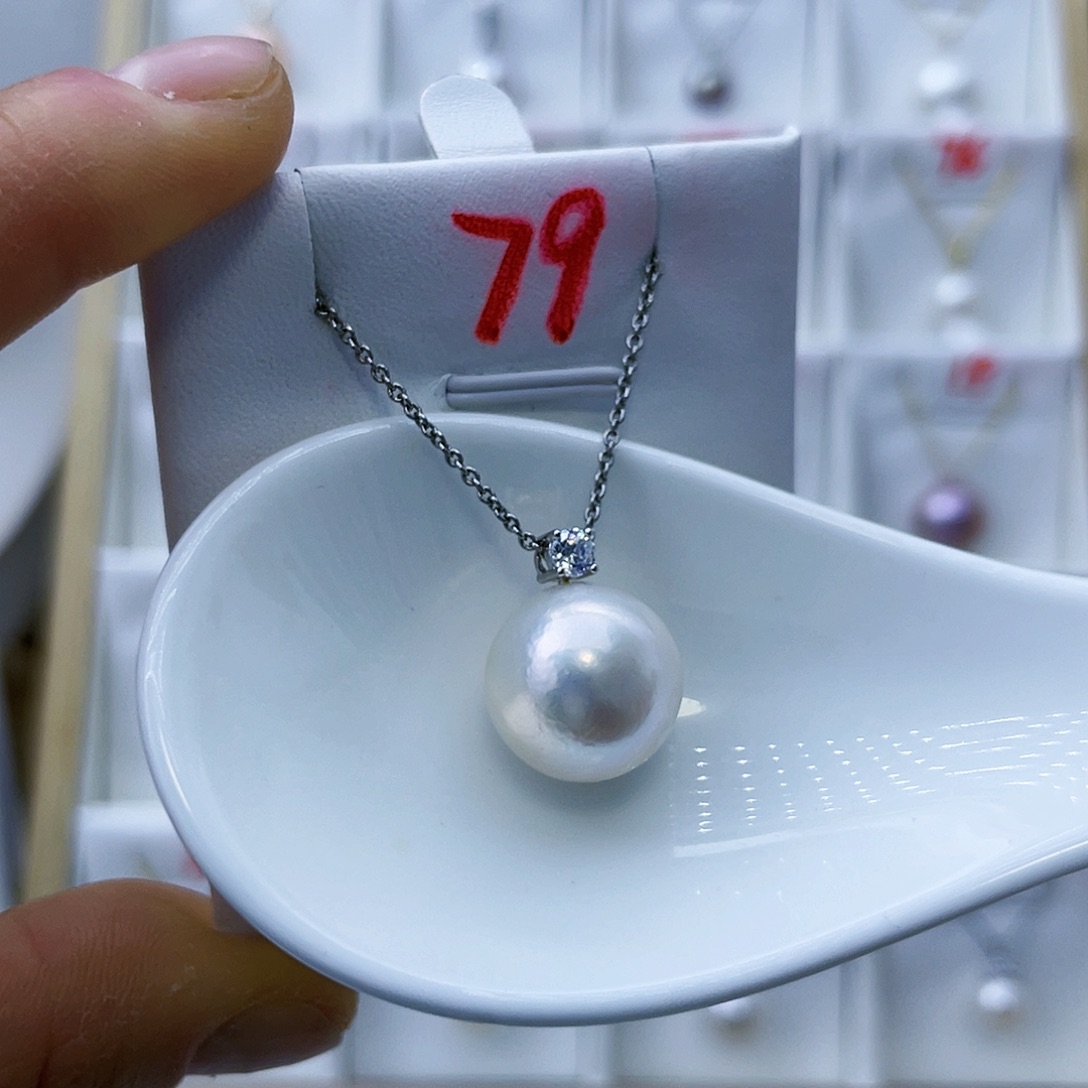 淡水珍珠吊坠(赠链)银S925镶嵌