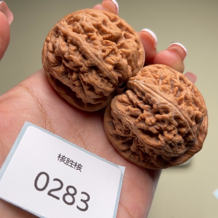 文玩核桃吊坠粗筋40.283