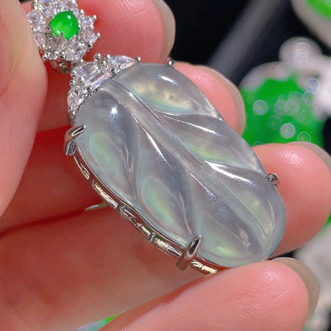 翡翠吊坠(不含链)未镶嵌