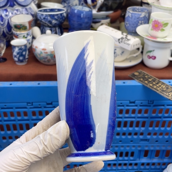 他家瓷器真美…开播了