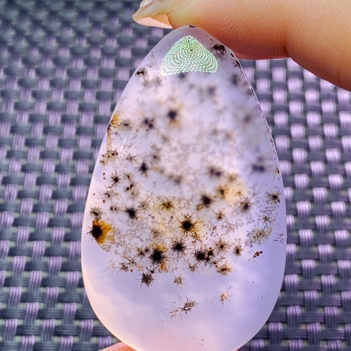 玛瑙/玉髓颈饰未镶嵌大*鹅