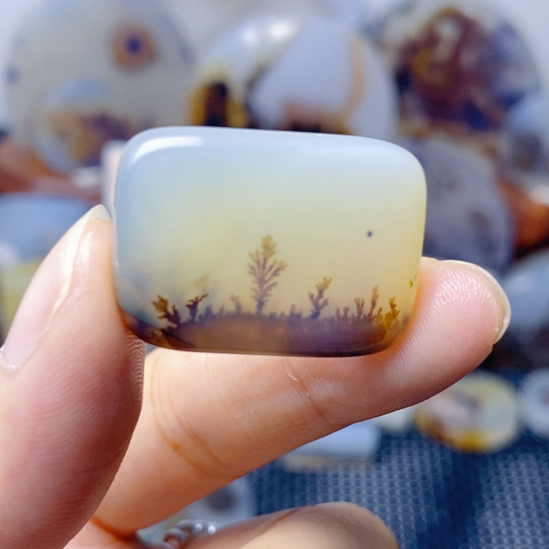 玛瑙/玉髓未镶嵌珠宝奇石