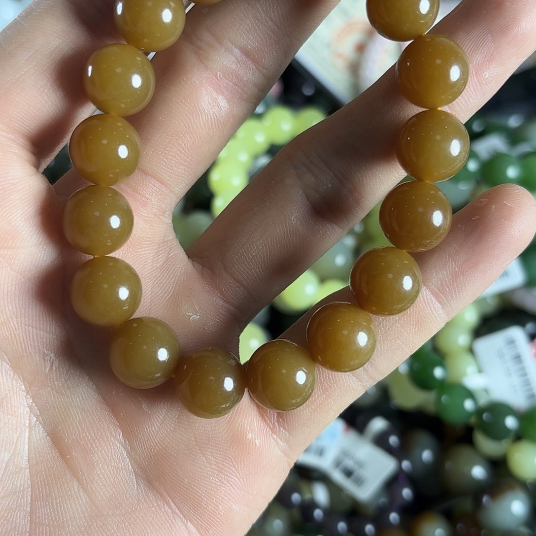 和田玉手链未镶嵌奥**斯77