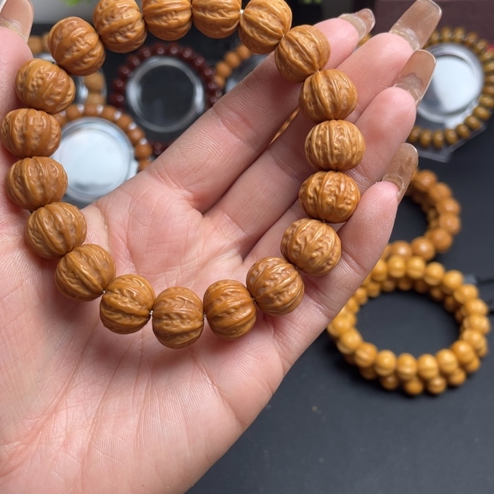 猴头核桃手串猴头