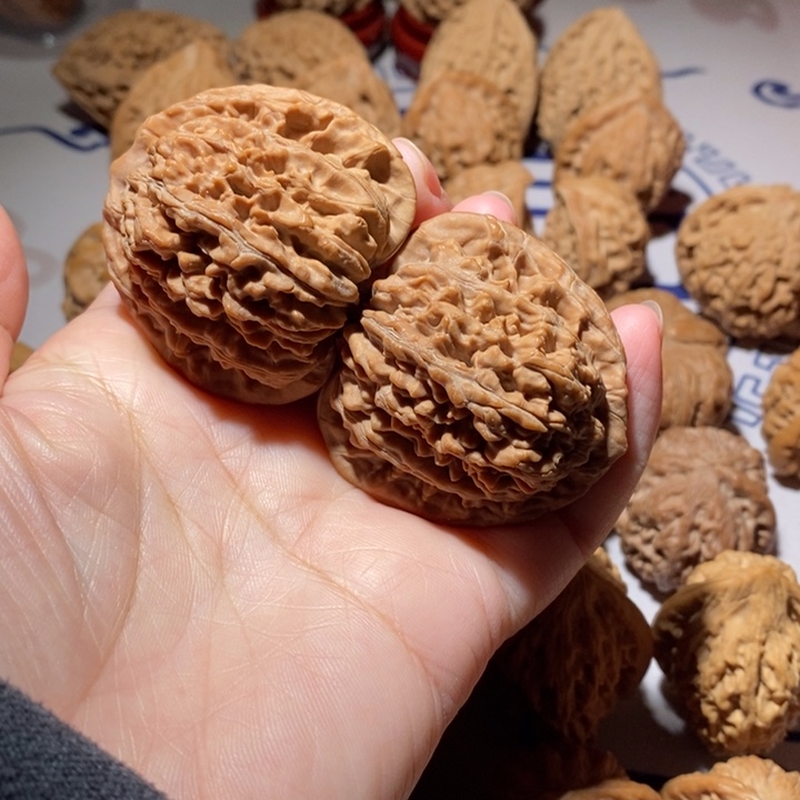 把件文玩核桃三角楼