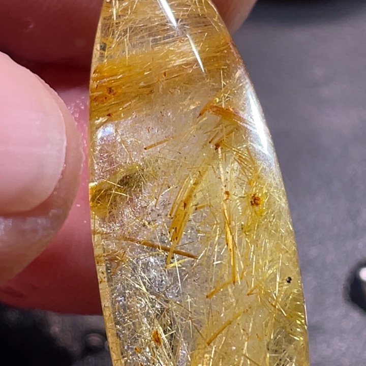 约***一颈饰未镶嵌发晶钛