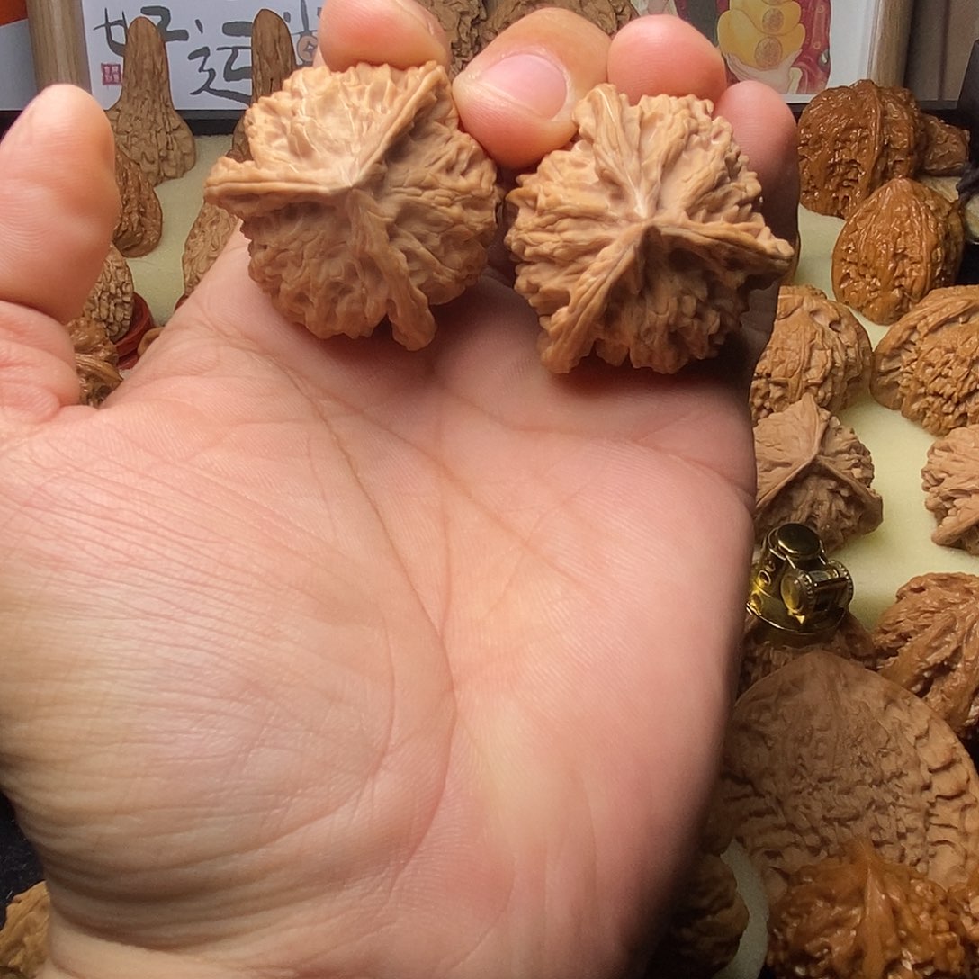 文玩核桃把件偶****帅盘山