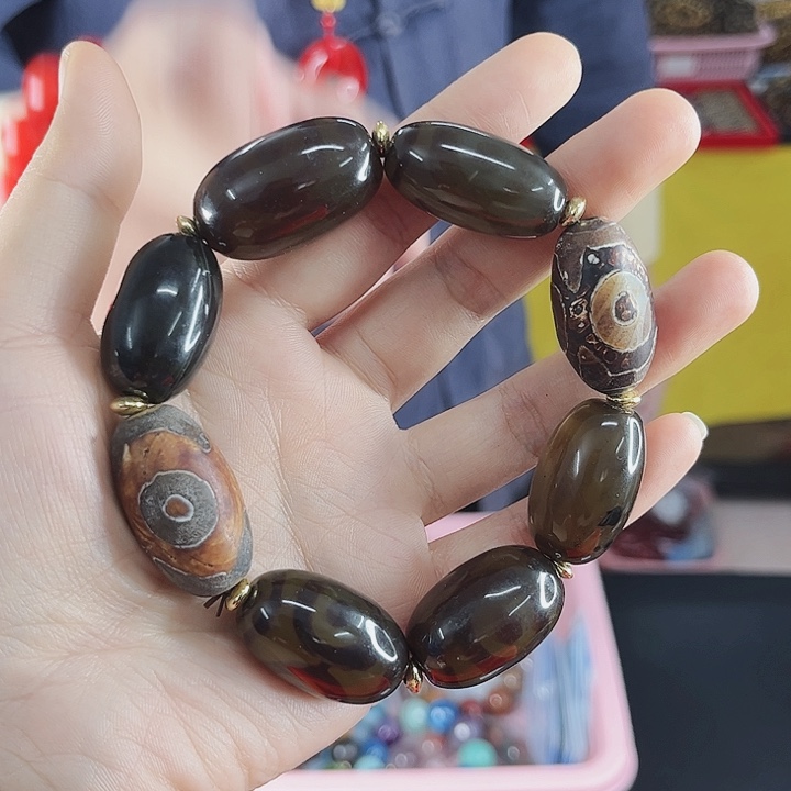 玛瑙手链未镶嵌丅25三目带血离子手串