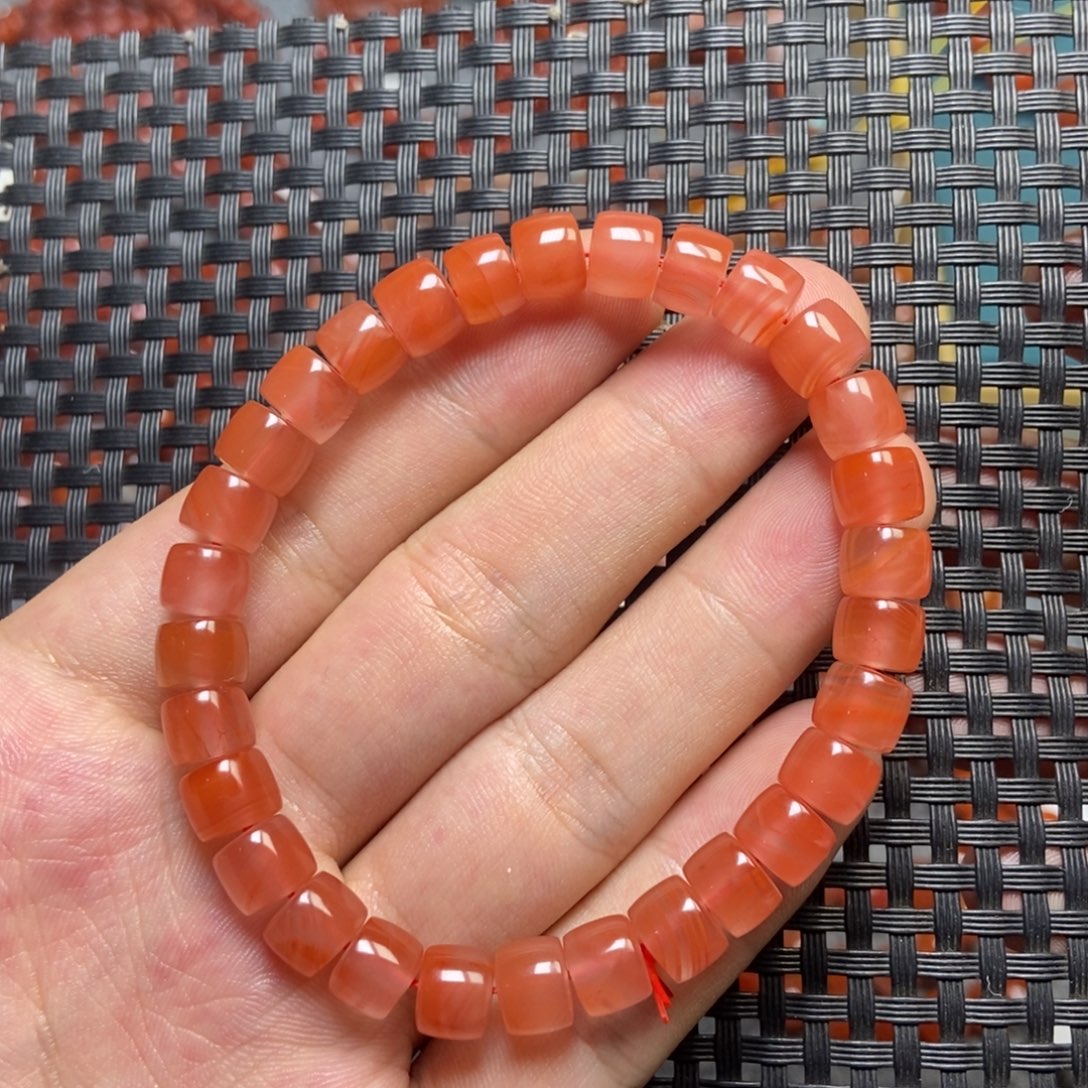 南红玛瑙未镶嵌手串7+’mm