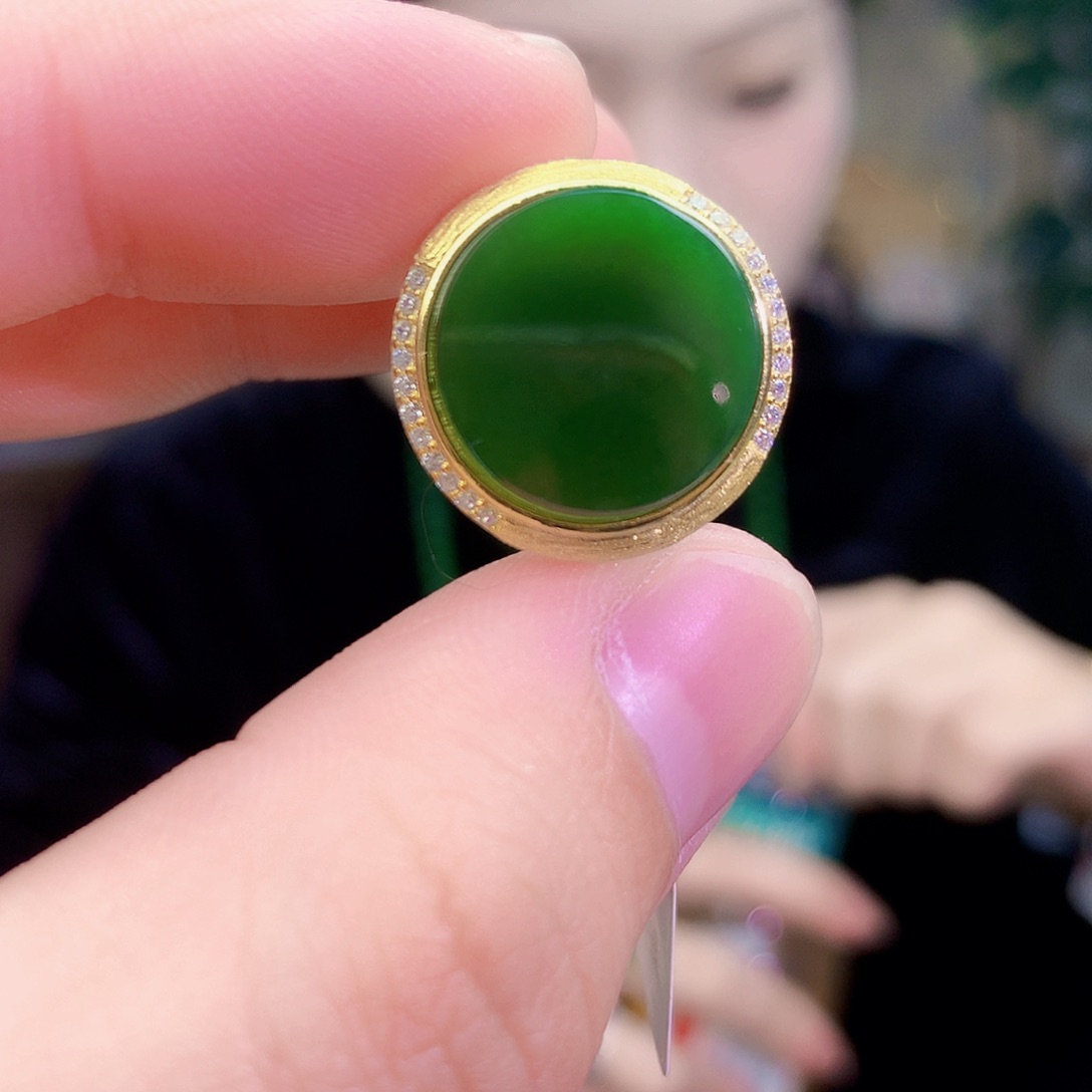 吊坠(不含链)银S925镶嵌和田玉（碧玉）戒指