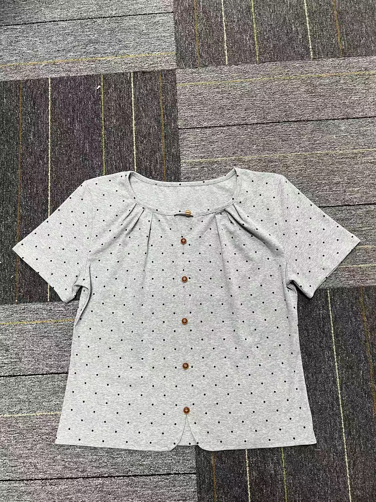 夏季新款波点法式T恤下摆开叉时尚百搭