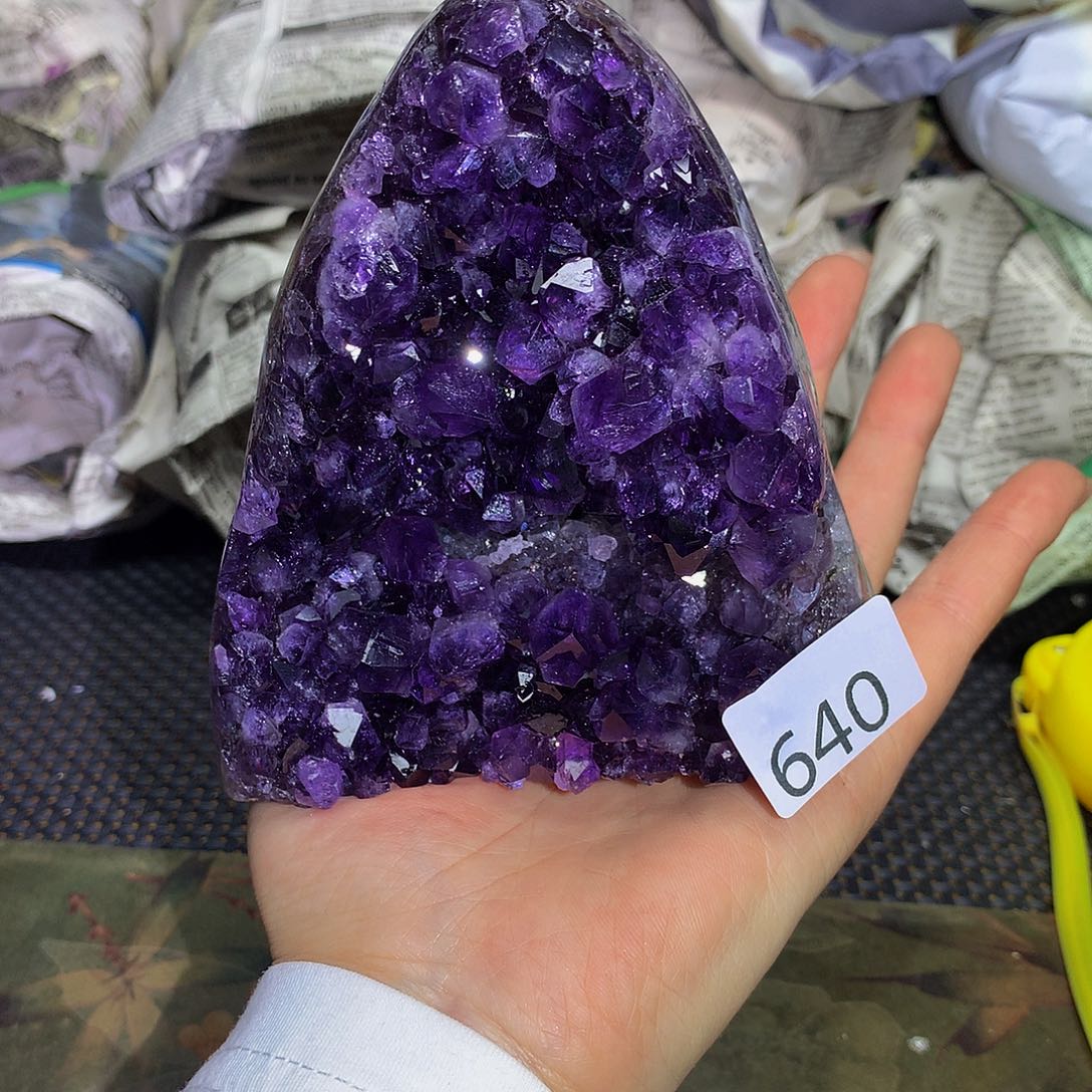 紫晶大型摆件（非配饰）未镶嵌