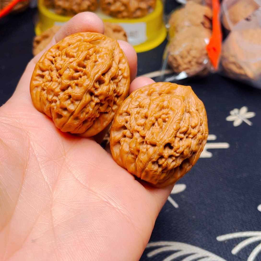 吊坠文玩核桃莲花虎头