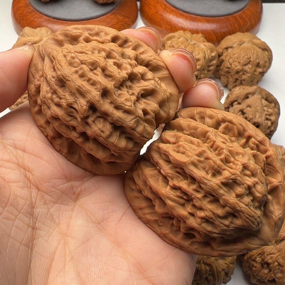 文玩核桃吊坠金公子43