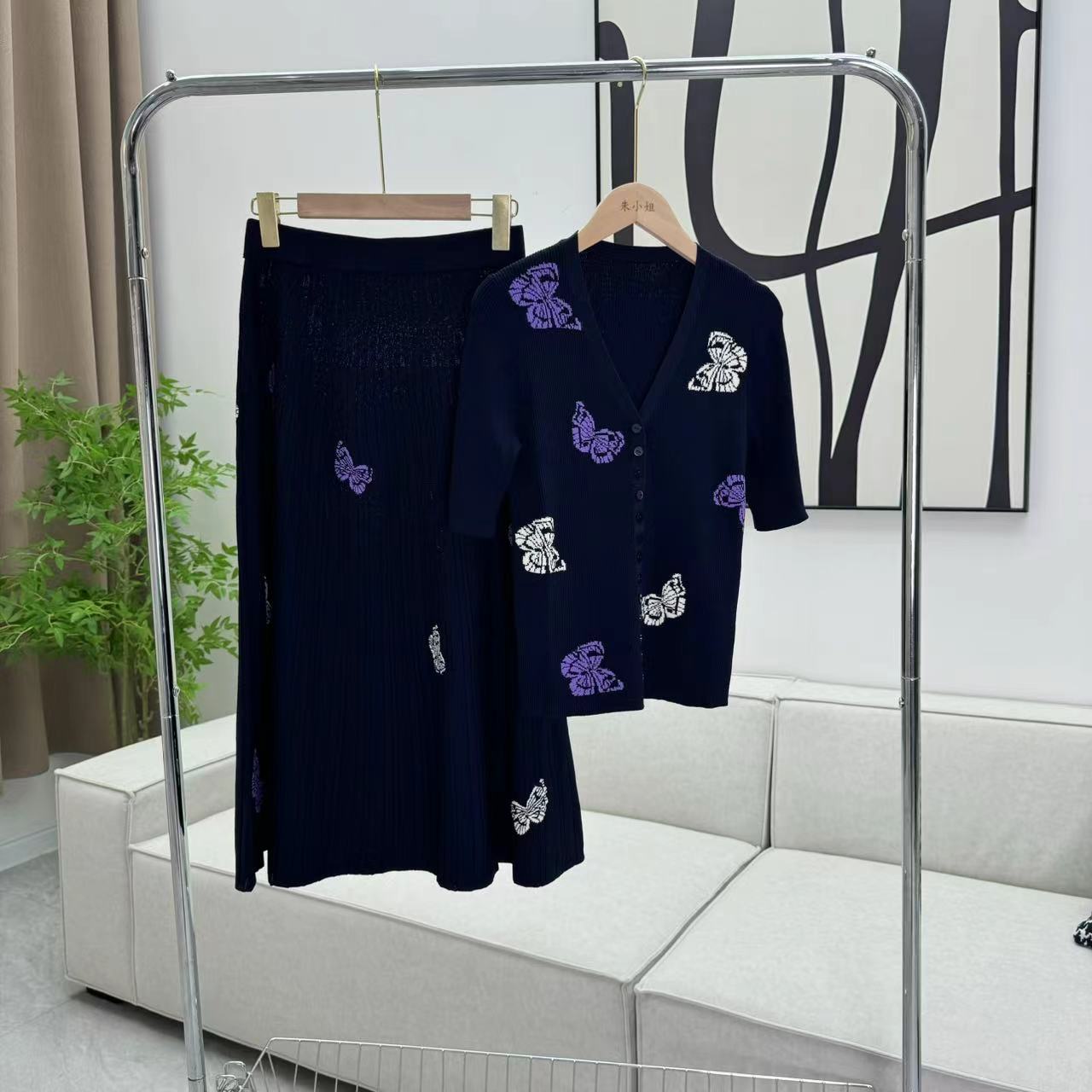 『朱小姐』“清风徐来”微瑕清仓半裙套装  E840