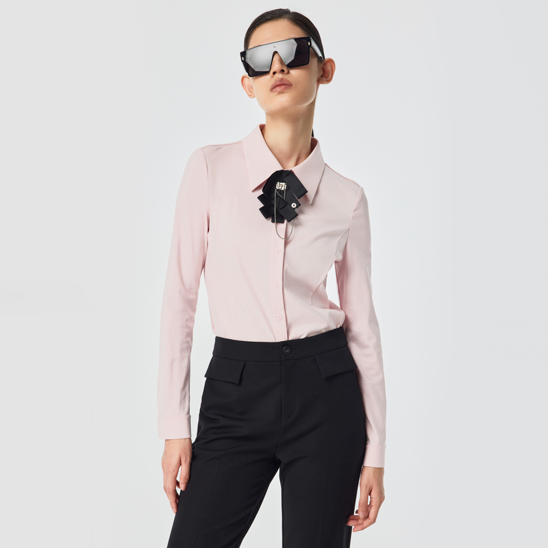 H·GENTEEL荷高 2023春经典款率性摩登小翻领衬衫D11630588