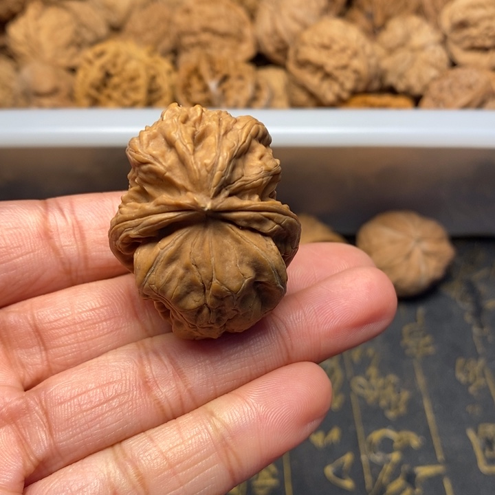 飞***觉文玩核桃吊坠文玩核桃异形单只