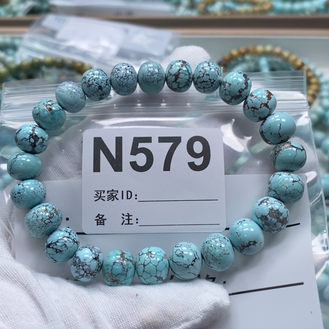 人***多绿松石未镶嵌珠宝奇石