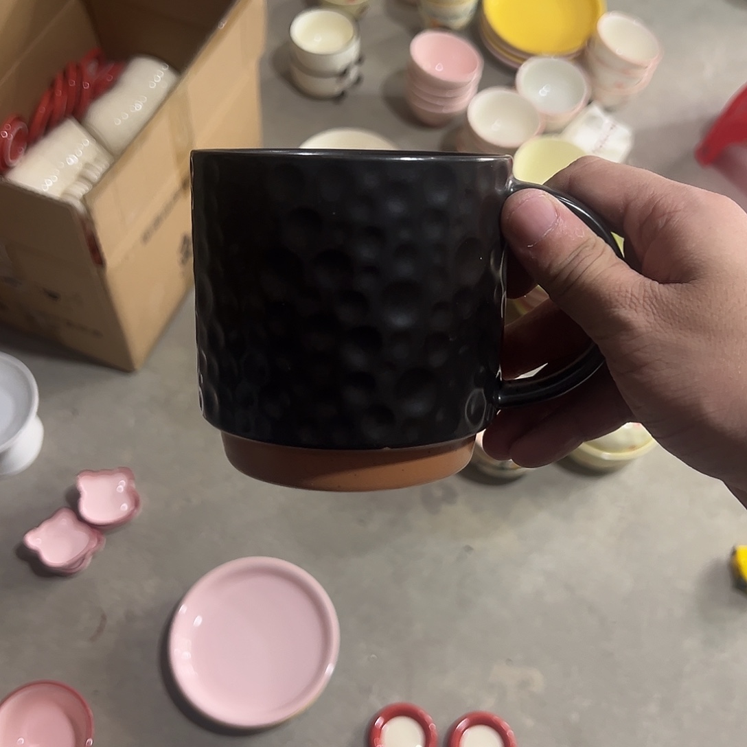 瓷黑色马克杯一个装