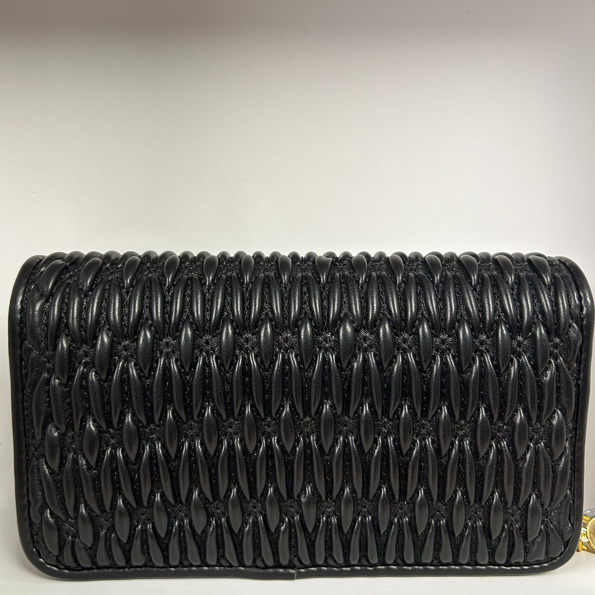 M褶皱晚宴包黑6056黑色2025新款女士轻奢高级感真皮女包单肩包