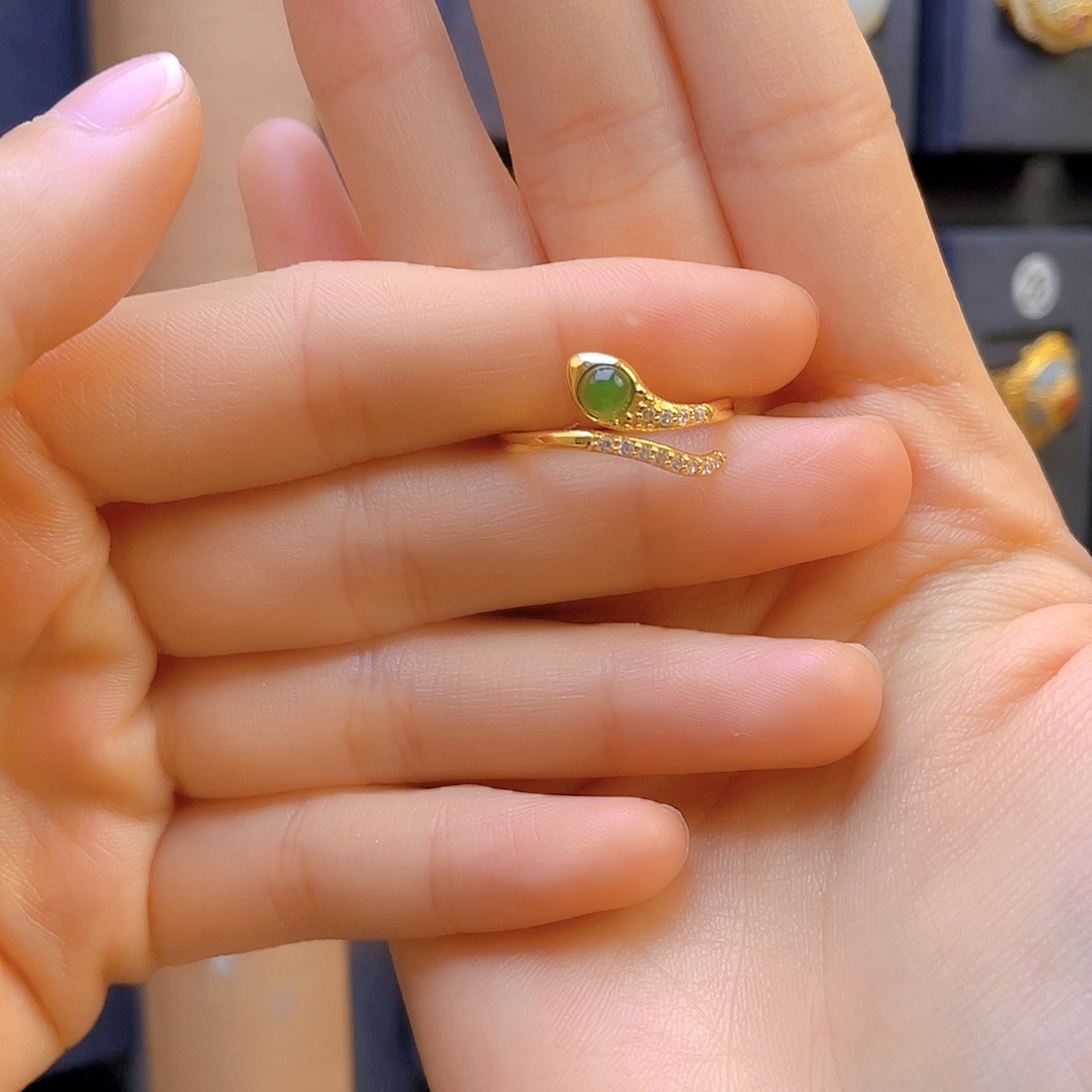 和田玉戒指银S925镀金镶嵌