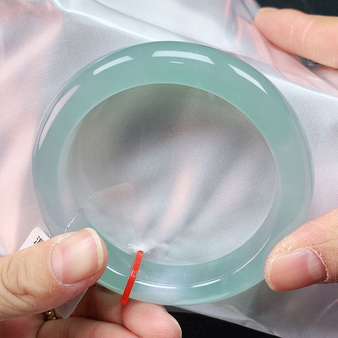 翡翠手镯未镶嵌58圈