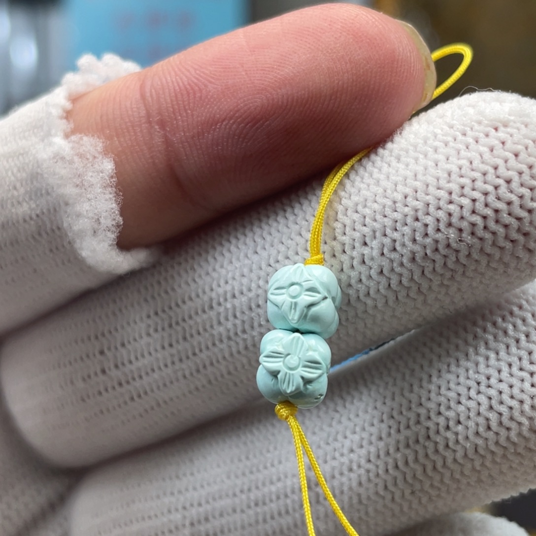 绿松石未镶嵌挂件